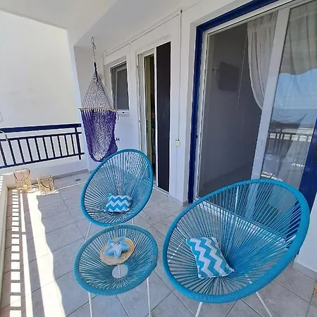Sea & Castle View Apartment *